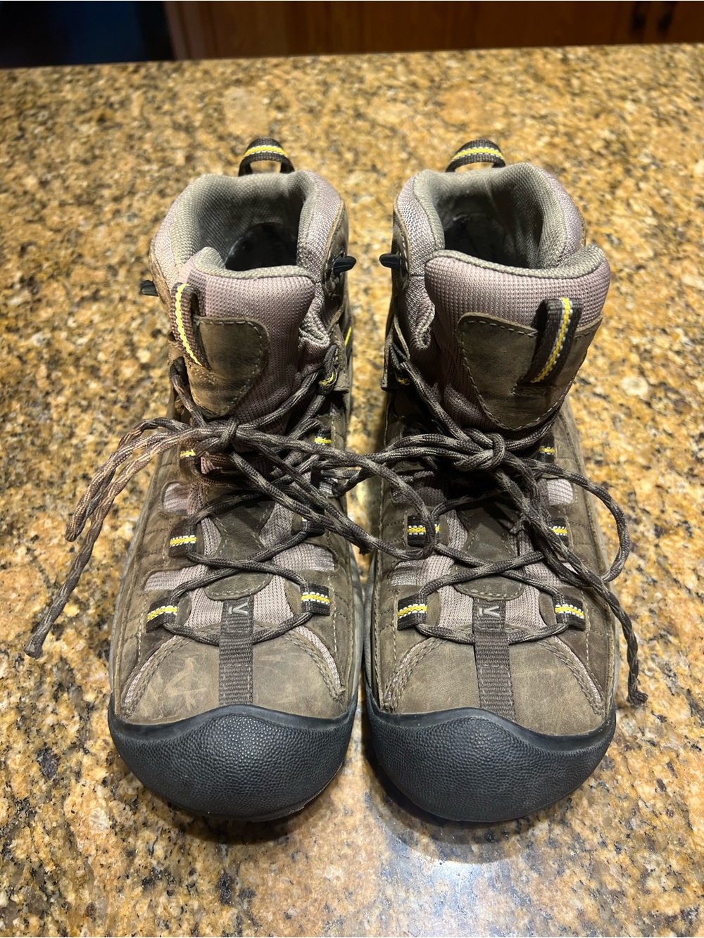 Keen Men's Brown and Gray Waterproof Hiking Boots